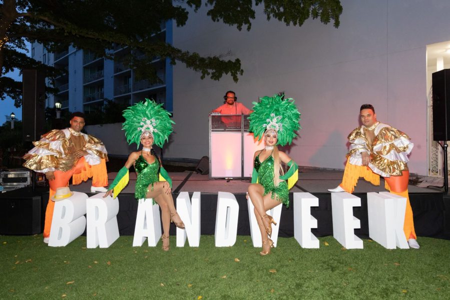 Brandweek_012