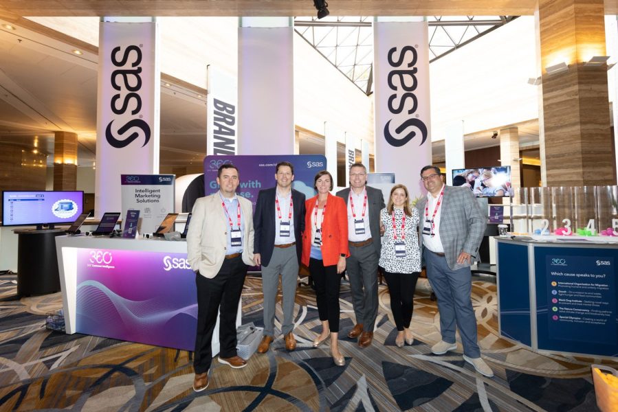 Brandweek_031