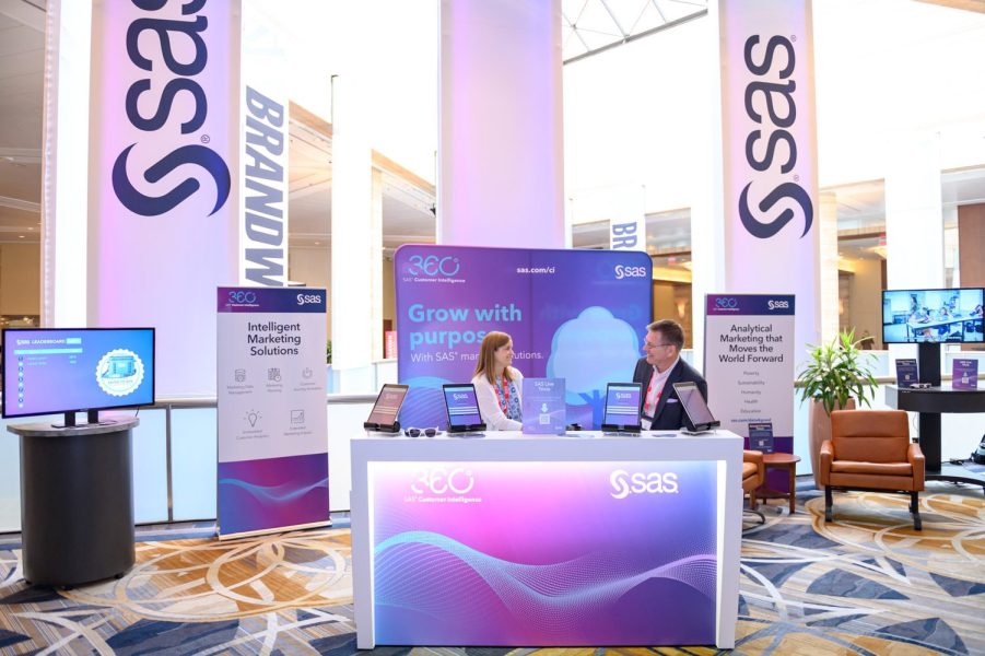 Brandweek_038