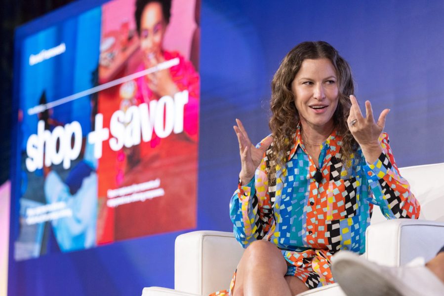 Brandweek_046