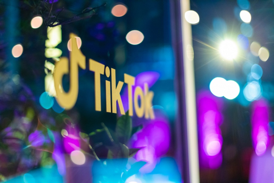 TIKTOK Creators Summit